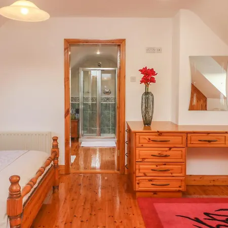 Dom wakacyjny Birch Tree Cottage, Castletownbeare Castletownbere